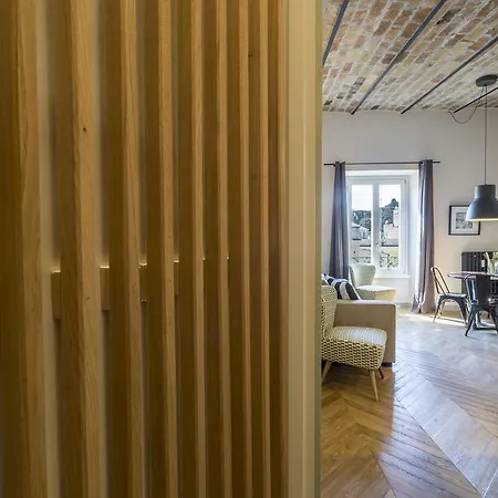 Eve Penthouse Colosseo Daire *